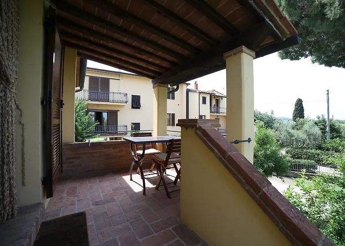 Podere Serena 公寓 *