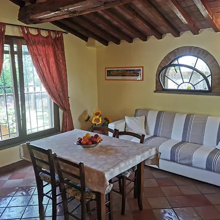 Podere Serena شقة